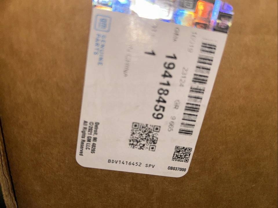 Sistema de audio Bluetooth puerta trasera Silverado Sierra Kicker OEM GM 20-2026 19418459 Foto 1 de 1