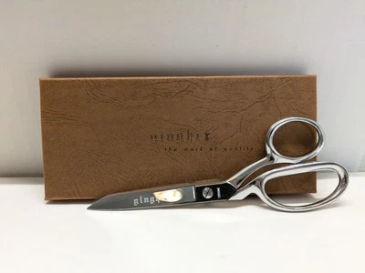 Vintage Gingher Pinking Shears Chrome Scissors Right Hand. Made In Italy! - Image 1 of 4