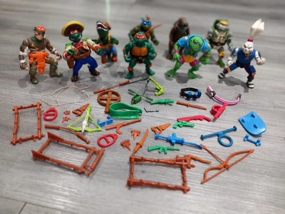 Teenage Mutant Ninja Turtles Action Figure Vintage Bundle X 9 Accessories Lot - Image 1 of 3