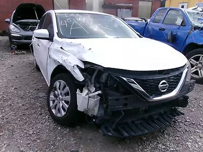 Conjunto de filtro de aire usado se adapta a: Nissan Sentra 2018 1,8 grado A Foto 1 de 4