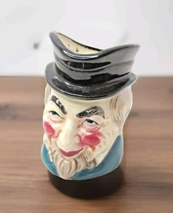 "Mini taza Toby de cerámica Japón de 4"" de colección/plantador aspecto siniestro en la cara del hombre #USD1" - Imagen 1 de 8