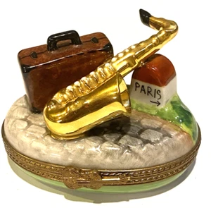 LIMOGES PEINT MAIN Trinket Box-JAZZ SAX-TRAVEL-MARQUE DEPOSEE-PV-PARRY VIEILLE - Picture 1 of 8