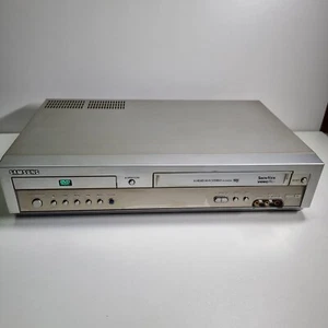 Samsung SV-DVD50 DVD & VCR Combo Silver 6 Head Stereo Dolby Digital - DEFECT - Foto 1 di 10