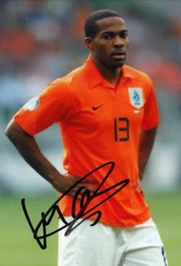 HOLLAND, BLACKBURN & BARNSLEY: MACEO RIGTERS SIGNED 6x4 ACTION PHOTO+COA - Bild 1 von 1