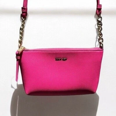 Bolso Bandolera Bandolera Calvin Klein Rosa Saffiano; Correa de Cadena Dorada Foto 1 de 4