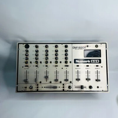 Mezclador de preamplificador Numark PPD DM1820X Foto 1 de 4