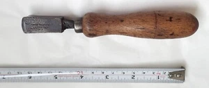 Vintage Edge Iron? Cobblers Leather Workers Old Tool - Picture 1 of 3