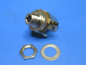 1) C12BX SWITCHCRAFT CONNECTOR JACK STEREO 3 CONDUCTOR PANEL MOUNT SOLDER EYELET - Picture 1 of 4