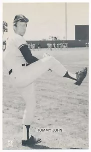 Tommy John, Yankees de Nueva York - Postal de béisbol - Imagen 1 de 2