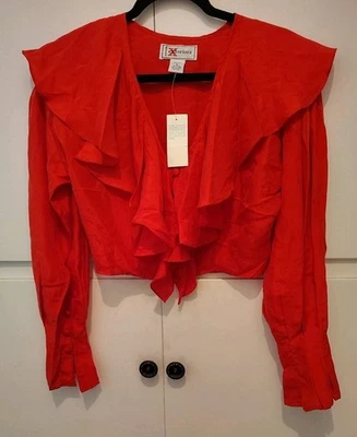 Top corto vintage 100 % seda con volantes talla S Foto 1 de 4