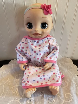 Baby Alive Doll -Real As Can Be Hasbro - Blond With Blue Eyes **WORKS** - Image 1 of 4