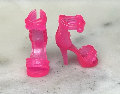 Fashionistas *Barbie* Zapatos ~ Translúcido Rosa Caliente ~ Correa para el Tobillo Mules Foto 1 de 4