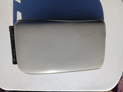 INFINITI G37 G37S G35 COUPE SEDAN 2007-2010 CENTER CONSOLE ARM REST  - Image 1 of 3