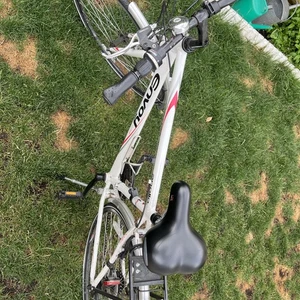 Bycicle - Picture 1 of 2
