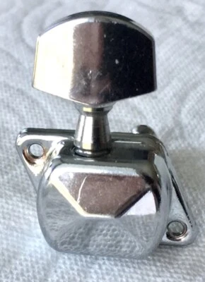 Guitarra Eléctrica Acústica Ibanez PF4-CE-14-01 Bajo Afinador Lateral Clavija de Afinación Foto 1 de 4