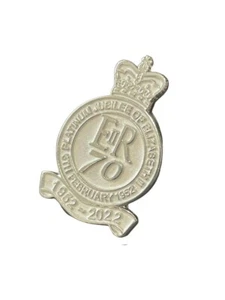 IHRE MAJESTÄT KÖNIGIN ELIZABETH II. PLATIN KÖNIGLICHES JUBILIUM GEDENKWAPPEN GEDENKKIEFER - Bild 1 von 3