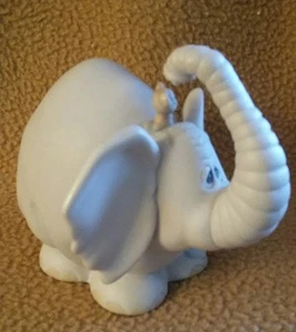 Precious Moments Figurine 1987 "Showers of Blessings" #105945 - Picture 1 of 6