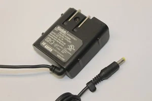 Kodak AD5004KD/3F8571 AC Adapter Power Supply Cord Output 5.0 Volts 1.0A Charger - Picture 1 of 3