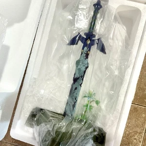 NEW Zelda: Breath of the Wild MASTER SWORD OF RESURRECTION Statue Authentic OEM - Picture 1 of 7