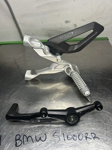 19 20 21 22 BMW S1000rr OEM Left Rearset Foot peg Bracket Shifter Heel guard - Picture 1 of 11