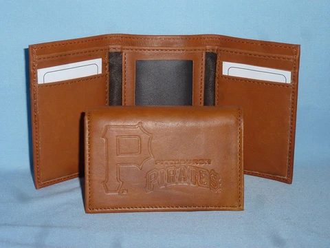 PITTSBURGH PIRATES   Leather TriFold Wallet    NEW    brown 2 Cover