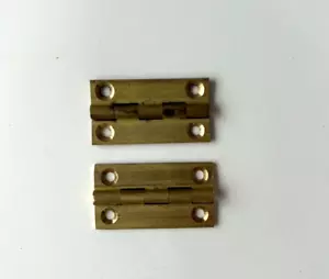 PAIR OF SOLID BRASS BOX, CADDY DOOR HINGES FOR RESTORATION - Picture 1 of 4