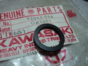 1970-75 KAWASAKI F5 F7 F9 FUEL VALVE JOINT RUBBER GASKET NOS OEM 92065-066 - Picture 1 of 1