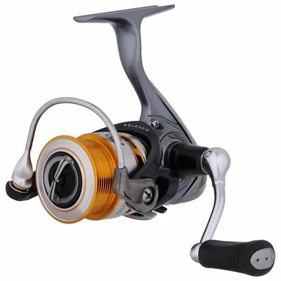 Daiwa Spinning Reel 17 ekusera- 2004 2000 - Image 1 of 4