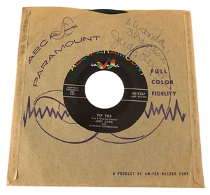 Judy Lynn SIGNED Sleeve Country 1950’s Vintage Record Vinyl Tip Toe Wedding Ring - Picture 1 of 4