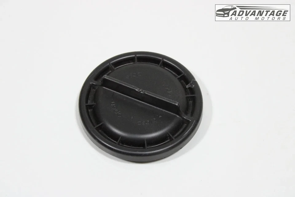 2017-2019 AUDI A4 QUATTRO RIGHT OR LEFT HEADLIGHT LAMP ACCESS BULB CAP COVER OEM - Image 1 of 4