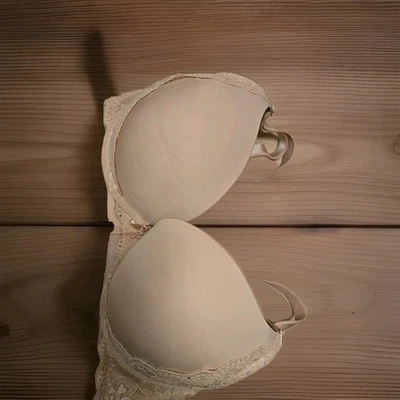 SUJETADOR CON AROS TÓRRIDO TALLA 38D Foto 1 de 4