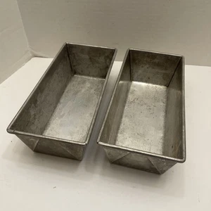 2 Vintage Aluminum Bread Pans Loaf Pans 10”x4.5” Rectangle - Picture 1 of 8
