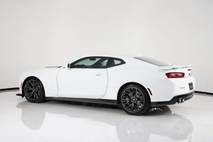 2017 Chevrolet Camaro ZL1 white | POSTER 24 X 36 INCH - Picture 1 of 2