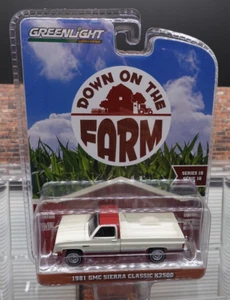 Greenlight Down On The Farm 1981 GMC Sierra Classic K2500 Red/White 1/64 - Picture 1 of 2