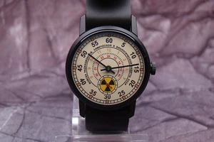 POBEDA SOVIET TROOPS RADIATION CHEMICAL PROTECTION USSR RUSSIAN MILITARY WATCH 8 - Picture 1 of 8