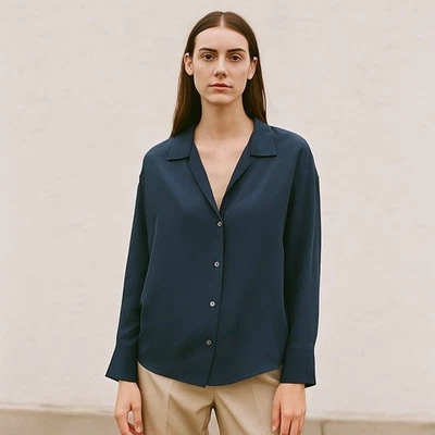 Camisa Dolman Club Monaco Seda Mujer Grande Azul Marino Abotonada Minimalista Nueva con Etiquetas Foto 1 de 4