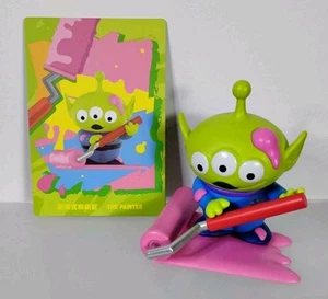 Pop Mart Pixar Alien Immersive Experience The Painter Modellino Blind Box  - Foto 1 di 8