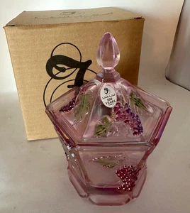 Fenton Glas irisierende rosa Trauben Sechseck Box handbemalt signiert D. Wright - Bild 1 von 18