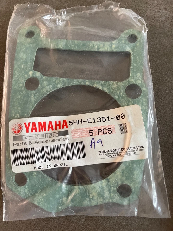 GENUINE YAMAHA CYLINDER BASE GASKET 5HH-E1351-00  XT125 / TTR125 / YBR125 - Image 1 of 1