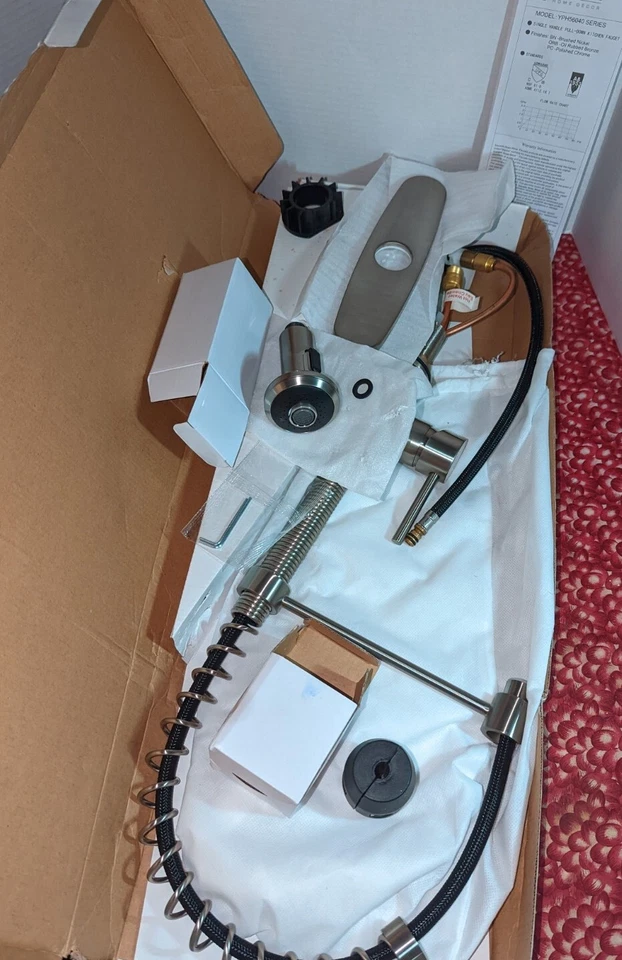 Grifo de fregadero de cocina comercial rociador de resorte de una sola manija Yosemite Foto 1 de 4