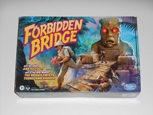 New 2021 Hasbro FORBIDDEN BRIDGE Indiana Jones Idol Adventure Board Game Sealed