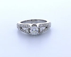 Anillo de acento vintage de oro blanco de 14 K de corte redondo E/VVS2 de diamantes creados en laboratorio de 1,5 quilates - Imagen 1 de 4