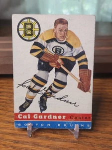 Tarjeta de hockey vintage 1954 Topps #47 Cal Gardner Good GD Boston Bruins - Imagen 1 de 2