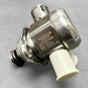 Bomba de combustible de alta presión 0261520435 H4P3-9D376-AB para Range Rover Evoque Velar - Imagen 1 de 9