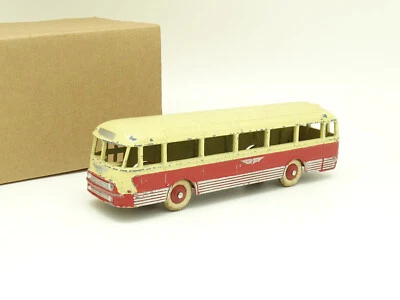 Dinky Toys Francia 1/55 - Pullman Pantofola Rosso 29F - Immagine 1 di 3