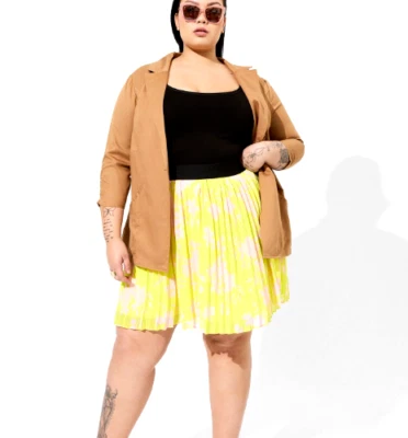 TORRID Yellow/Coral Floral Chiffon Pleated Skirt Elastic Waist Lined Size 2 2X - Image 1 of 4