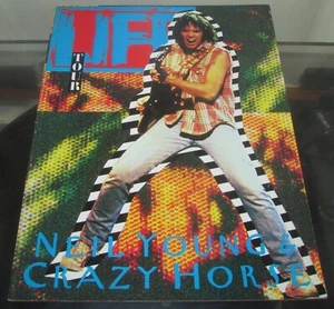 NEIL YOUNG & CRAZY HORSE Life Tour ORIG UK 1986 Tourprogramm - Bild 1 von 5