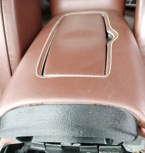 Innen Armlehne Aufbewahrung Handschuh Fach Abdeckung Maserati Quattroporte V GTS - Picture 1 of 11