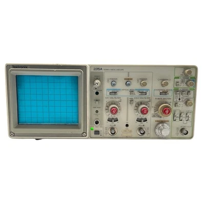 Tektronix 2215A 60MHz 2-Kanal Analog Oszilloskop - Bild 1 von 4