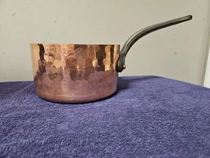 Vintage MAUVIEL 2QT. HAMMERED COPPER SAUCE PAN 2.7mm Thickness - Picture 1 of 6
